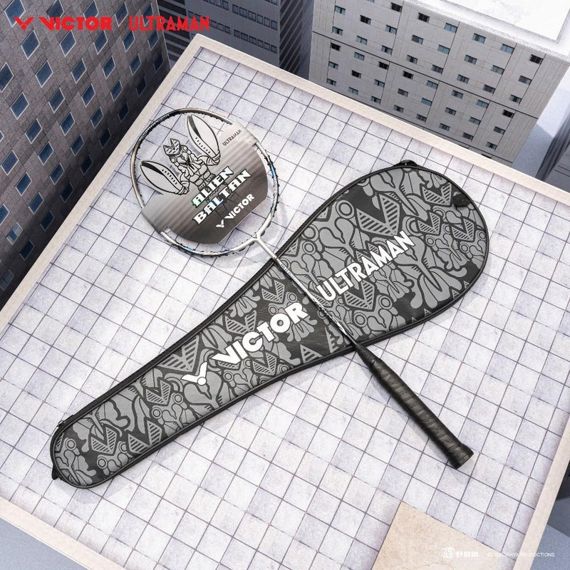 [VICTOR X ULTRAMAN] ARS-ALIEN BALTAN F AURASPEED ALIEN BALTAN Glossy Silver Badminton Racket