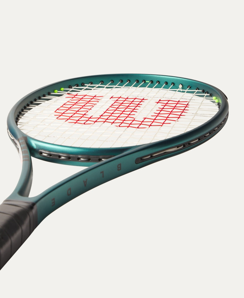 Wilson Blade 98 16x19 V9 (305g)