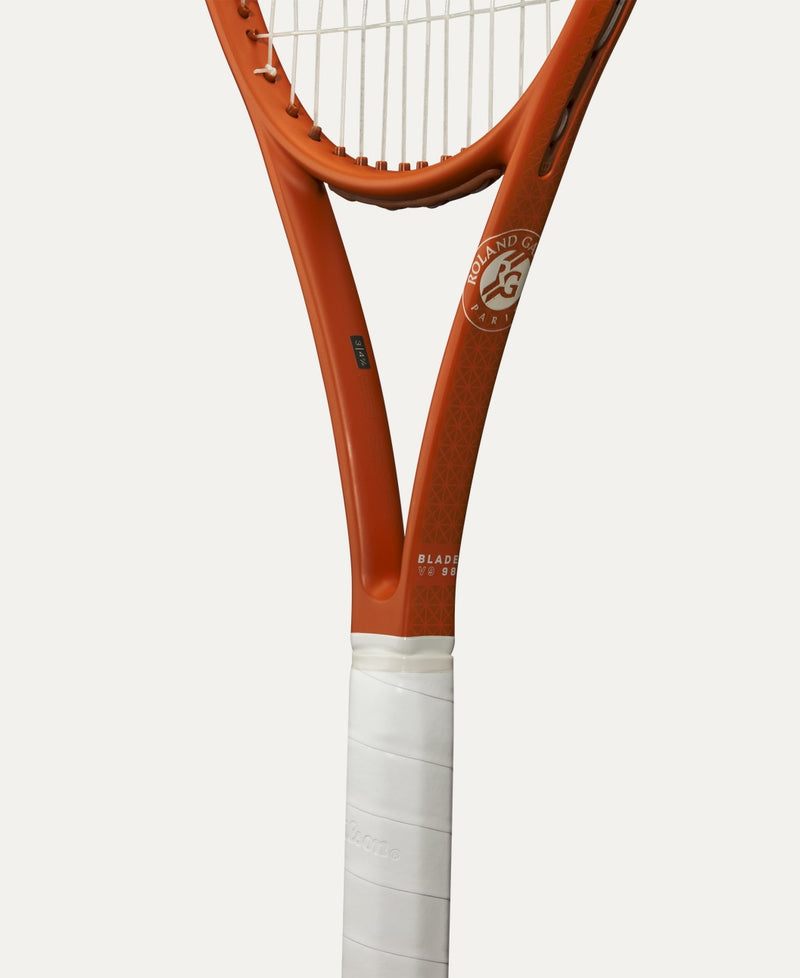 Wilson Roland Garros Blade 98 16x19 V9 (305g)
