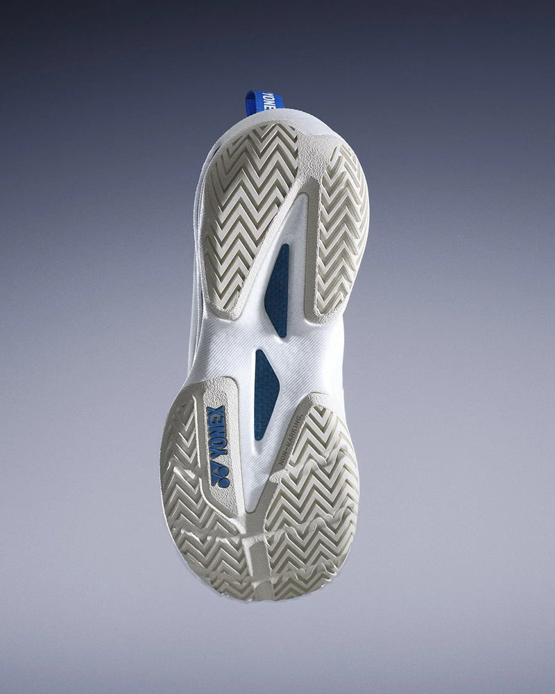 YONEX GRPHT THRTTL Graphite Throttle (Casual Shoes)